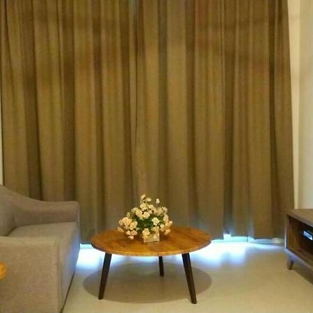 Barrington Square 2 Rooms Apartment At Golden Hill Night Market บรินชัง ภายนอก รูปภาพ